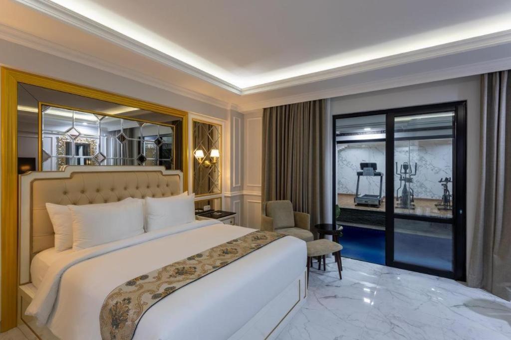 S&f Kemang Hotel